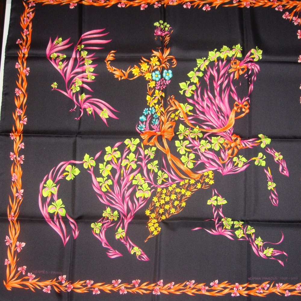 Hermes Cheval Fleuri horse black silk scarf only for Neiman Marcus rare new 2007